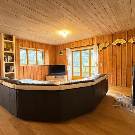 Prázdninový dům Belles-vues - *
